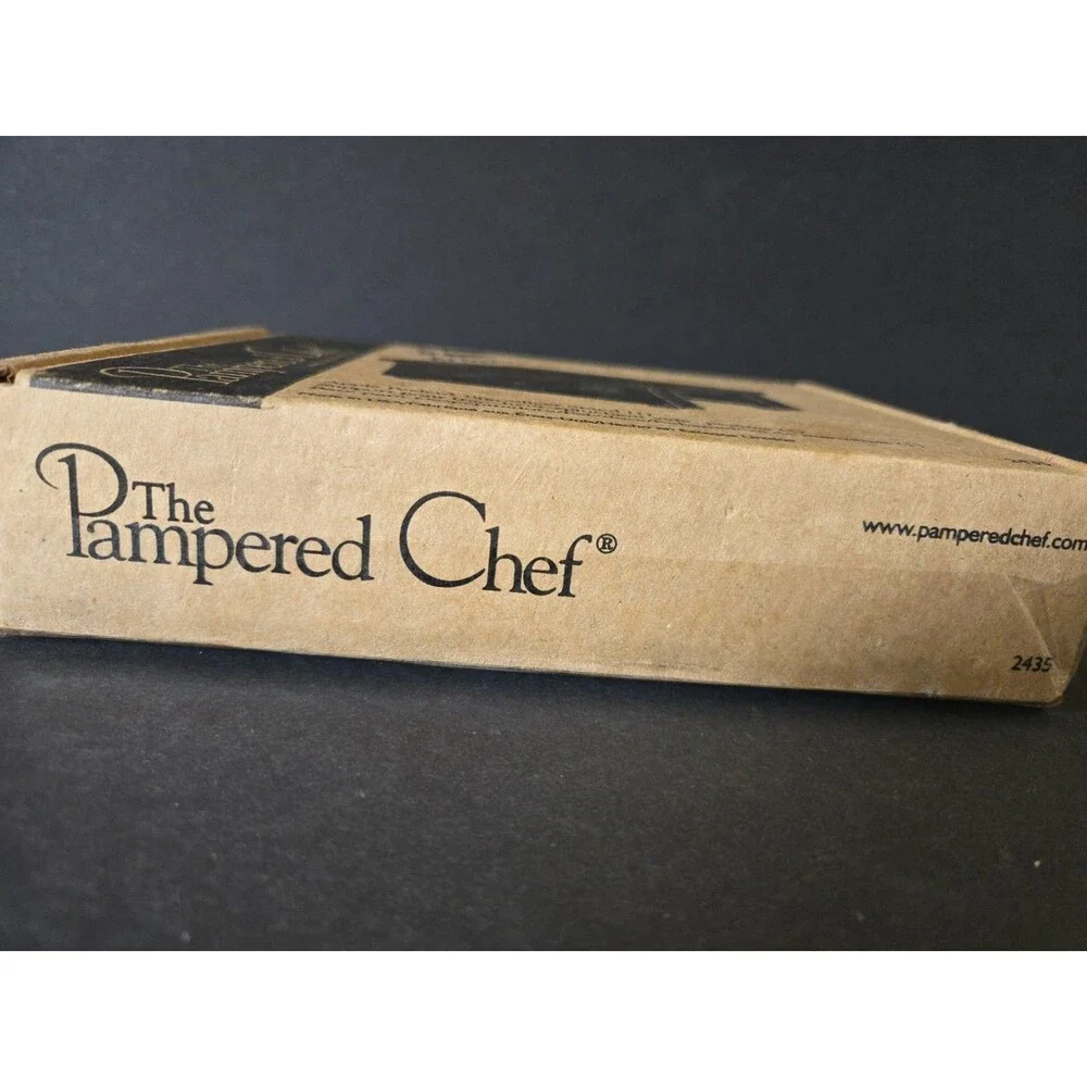 The Pampered Chef Apple Peeler - Corer - Slicer Wooden Stand #2435 - NEW